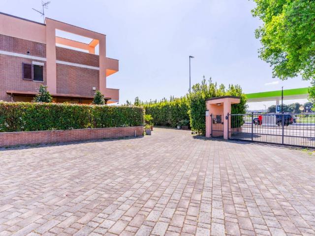 Villa Schiera in vendita a San Marone, Marche
