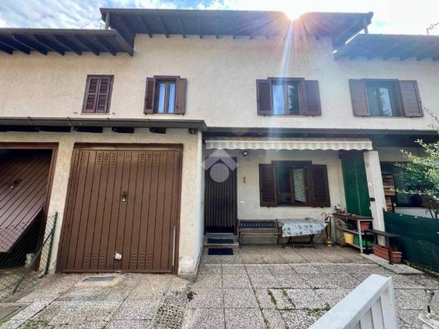Villa Schiera in vendita a Comunità Montana Valli del Verbano, Trevisago