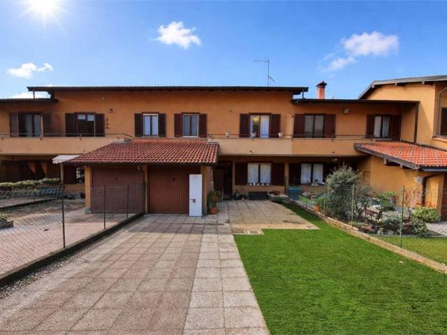 Villa Schiera in vendita a Comunità Montana Valli del Verbano, Trevisago