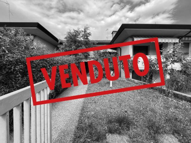 Villa Schiera in vendita a Zompicchia / Çupicje, Codroipo / Codroip