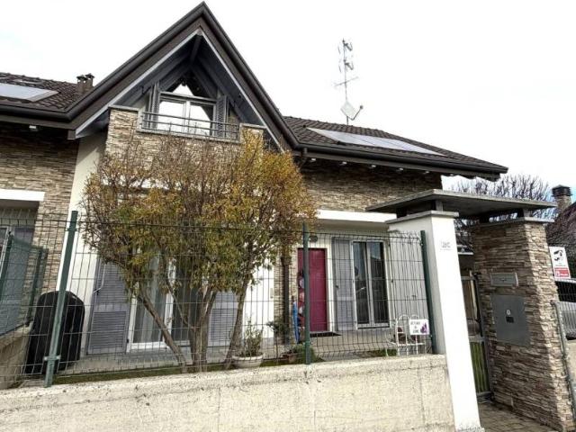 Villa Indipendente in vendita a Ceriano Laghetto, Lombardia