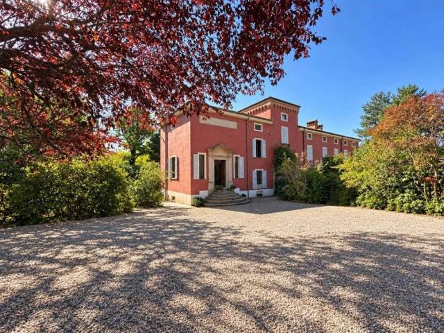 Villa Schiera in vendita a Ozzano Taro, Collecchio