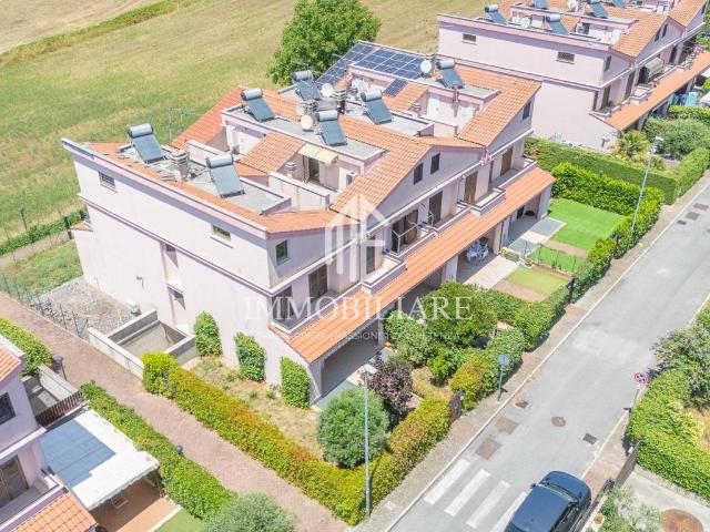 Villa Schiera in vendita a Quarto Chilometro, Roma Capitale