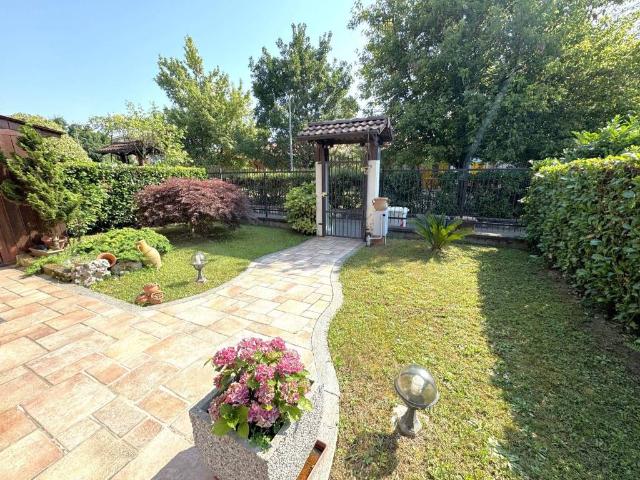 Villa Schiera in vendita a Piemonte, Torino
