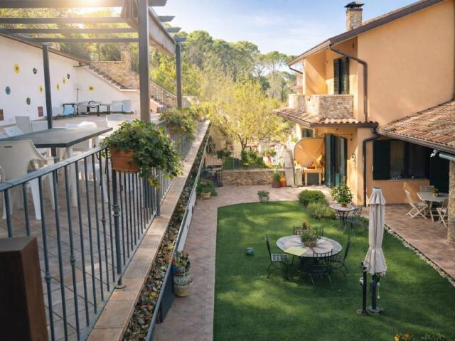 Villa Schiera in vendita a Collesalvetti, Toscana