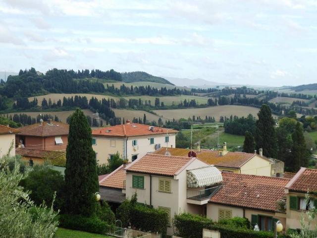 Villa Schiera in vendita a Collesalvetti, Livorno