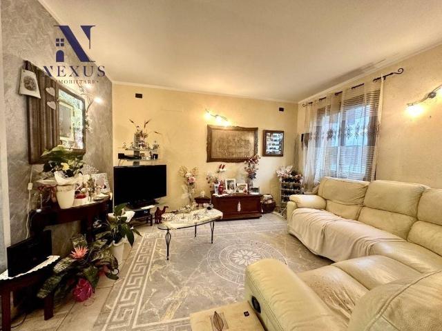 Villa Schiera in vendita a Colli al Metauro, Marche