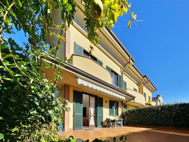 Villa Schiera in vendita a San Giuliano Monzese, Cologno Monzese