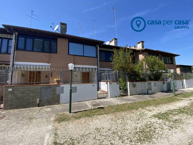 Villa Schiera in vendita a Comacchio, Reggio Emilia