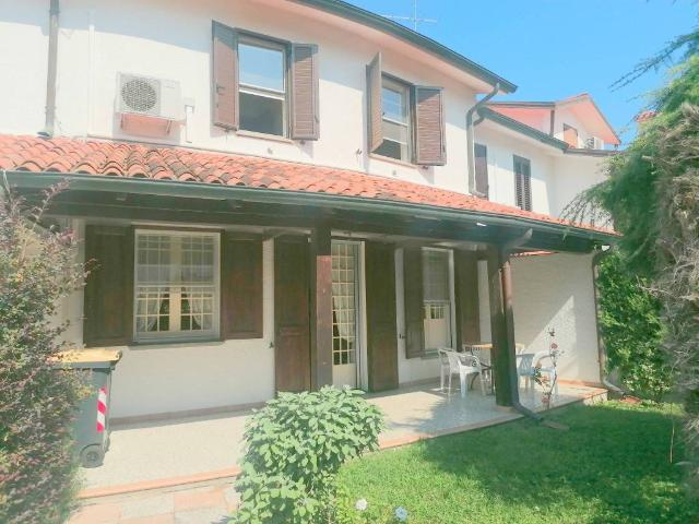 Villa Schiera in vendita a Comacchio, Reggio Emilia