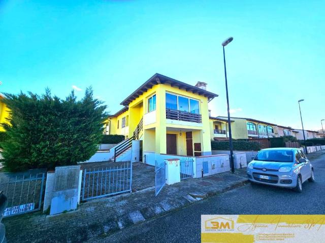 Villa Schiera in vendita a Lido degli Scacchi, Comacchio