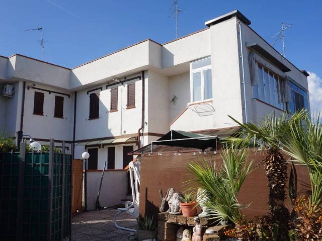 Villa Schiera in vendita a Comacchio, Reggio Emilia