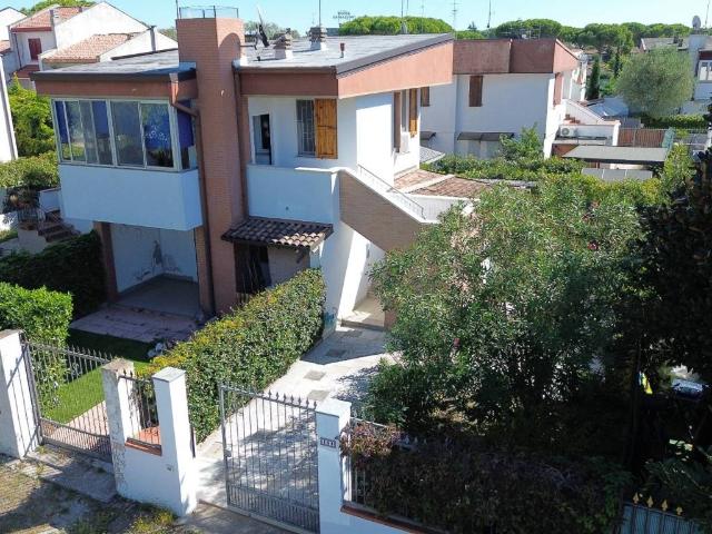 Villa Schiera in vendita a Lido delle Nazioni, Comacchio