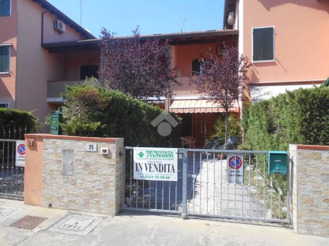 Villa Schiera in vendita a Lido degli Scacchi, Comacchio