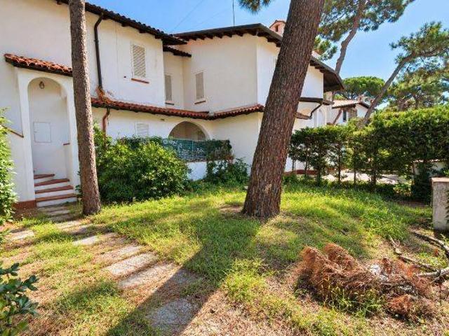 Villa Schiera in vendita a Lido di Spina, Comacchio