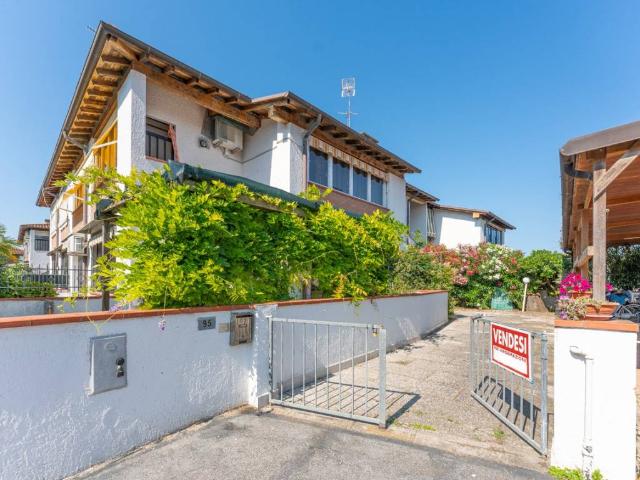 Villa Schiera in vendita a Comacchio, Reggio Emilia