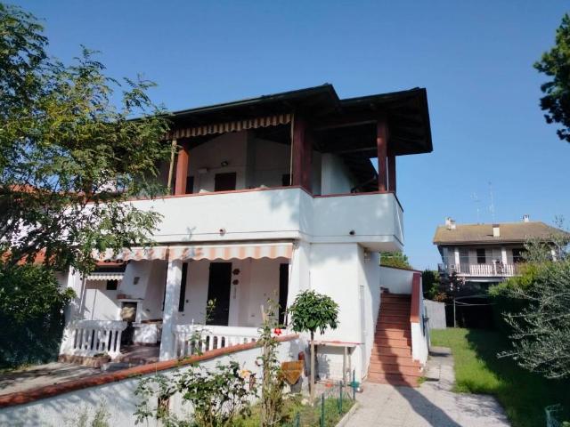 Villa Schiera in vendita a Comacchio, Reggio Emilia