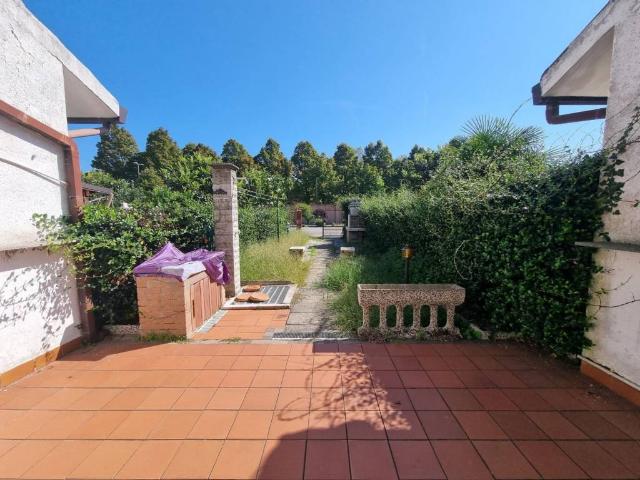 Villa Schiera in vendita a Lido degli Scacchi, Comacchio