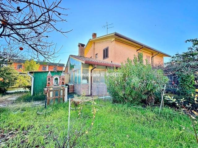 Villa Schiera in vendita a Lido degli Scacchi, Comacchio
