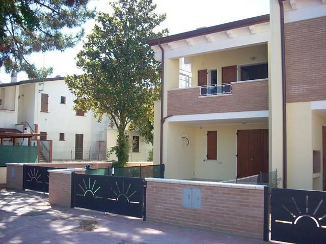Villa Schiera in vendita a Lido degli Scacchi, Comacchio