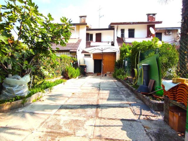 Villa Schiera in vendita a Lido degli Scacchi, Comacchio