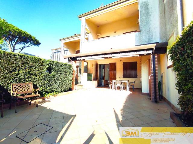 Villa Schiera in vendita a Lido di Pomposa, Comacchio