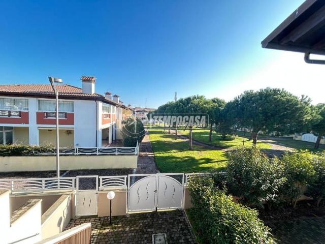 Villa Schiera in vendita a Lido di Pomposa, Comacchio