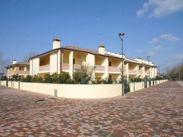 Villa Schiera in vendita a Comacchio, Reggio Emilia