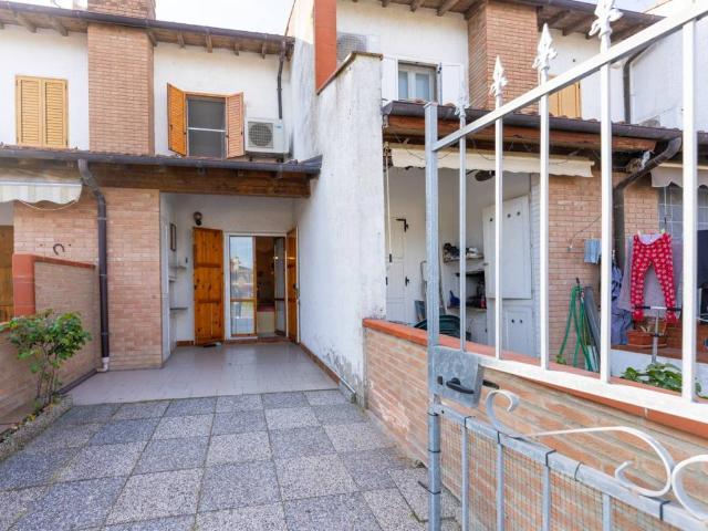 Villa Schiera in vendita a Comacchio, Reggio Emilia
