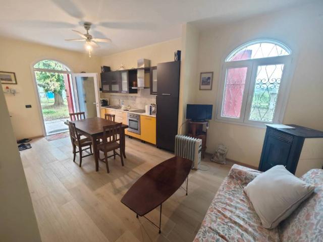 Villa Schiera in vendita a Lido di Pomposa, Comacchio