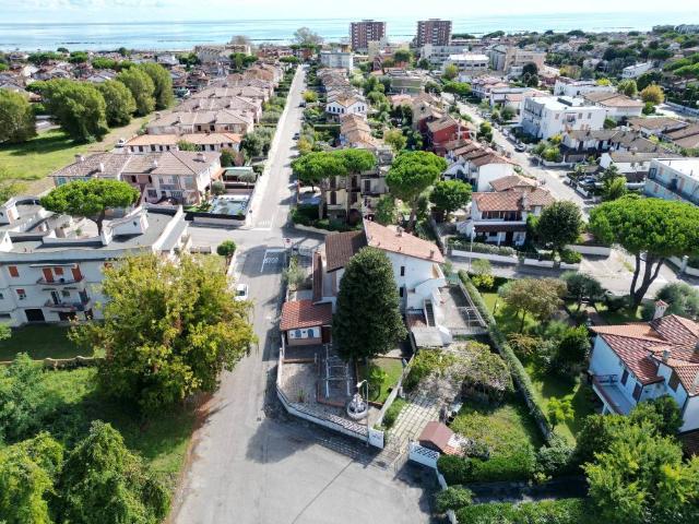 Villa Schiera in vendita a Comacchio, Reggio Emilia