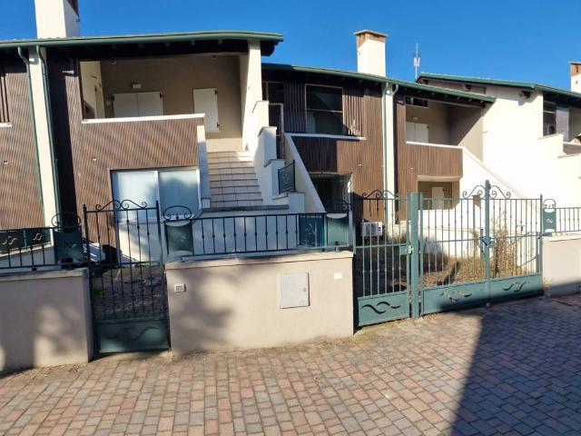 Villa Schiera in vendita a Comacchio, Reggio Emilia