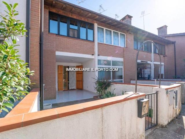 Villa Schiera in vendita a Comacchio, Reggio Emilia