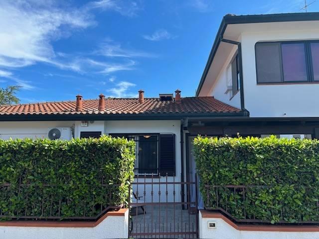 Villa Schiera in vendita a Comacchio, Reggio Emilia