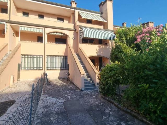 Villa Schiera in vendita a Comacchio, Reggio Emilia