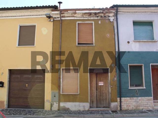 Villa Schiera in vendita a Commessaggio, Lombardia