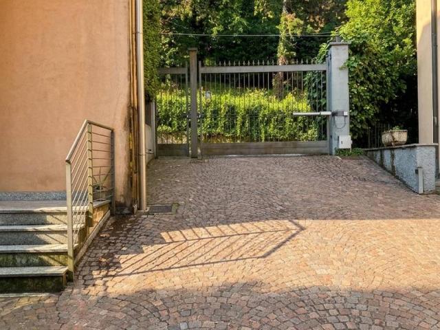 Villa Schiera in vendita a San Martino, Como
