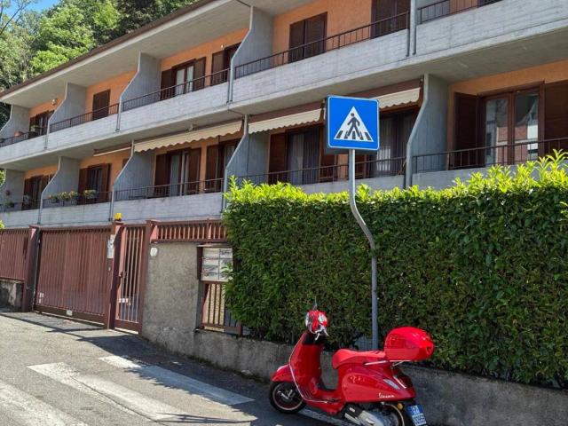 Villa Schiera in vendita a Muggiò, Como