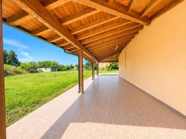 Villa Schiera in vendita a Unione Comuni Modenesi Area Nord, Concordia Sulla Secchia