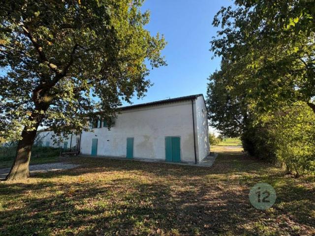 Villa Schiera in vendita a Unione Comuni Modenesi Area Nord, Concordia Sulla Secchia