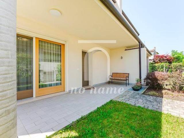 Villa Schiera in vendita a Parè, Conegliano