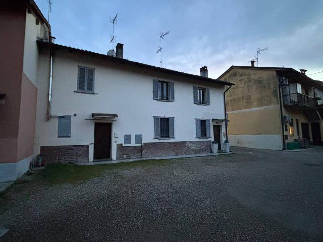 Villa Schiera in vendita a Copiano, Lombardia