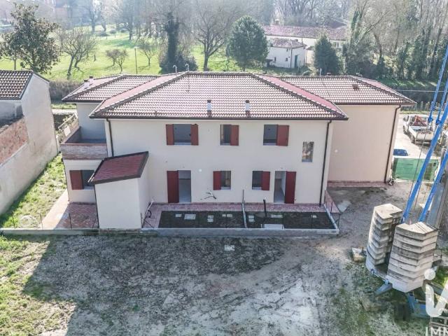 Villa Schiera in vendita a Unione Terre e Fiumi, Copparo