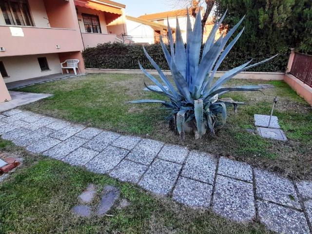 Villa Schiera in vendita a Unione Terre e Fiumi, Copparo