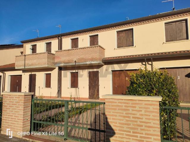 Villa Schiera in vendita a Unione Terre e Fiumi, Copparo