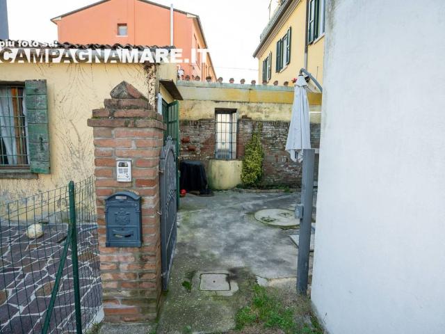 Villa Schiera in vendita a Unione Terre e Fiumi, Copparo