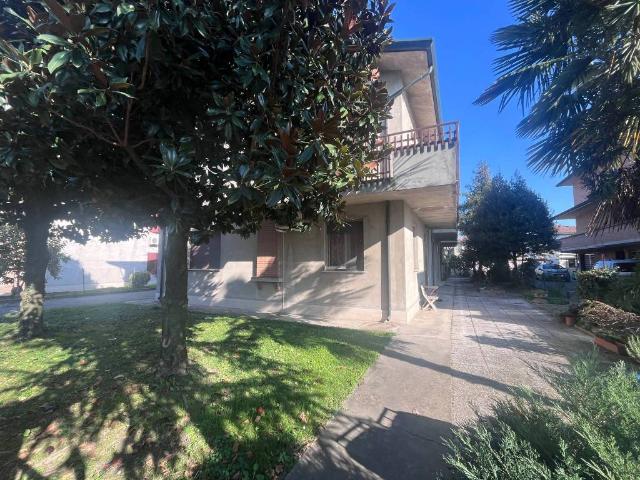 Villa Schiera in vendita a Unione Terre e Fiumi, Copparo