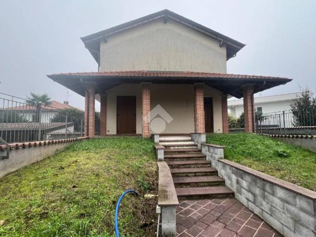 Villa Schiera in vendita a Castellazzo de' Stampi, Corbetta