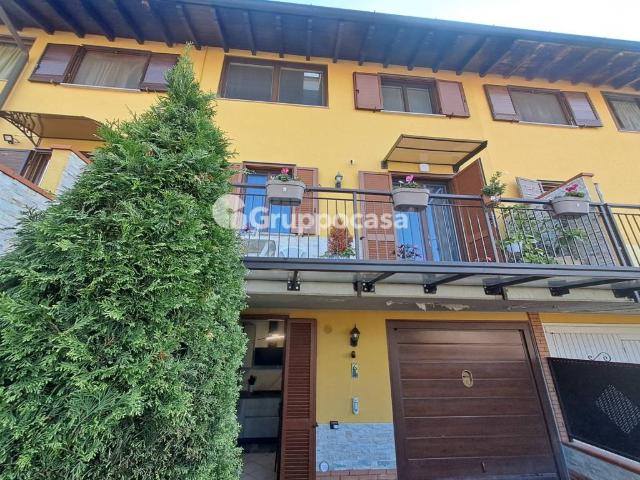 Villa Schiera in vendita a Castellazzo de' Stampi, Corbetta