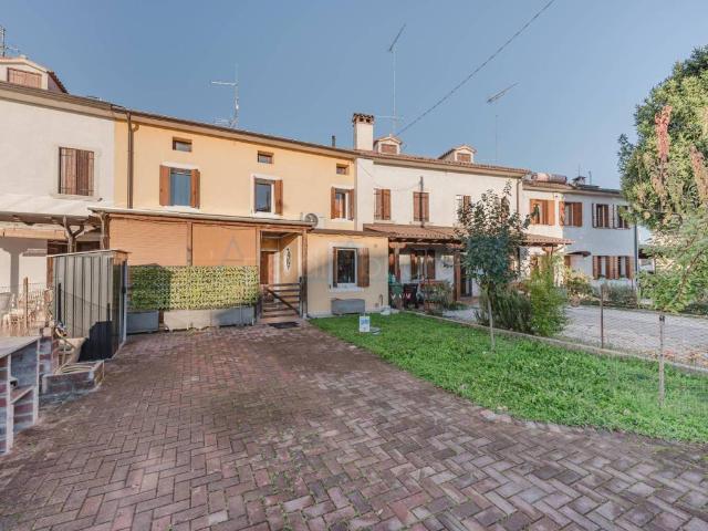 Villa Schiera in vendita a Godega Sant'urbano, Veneto